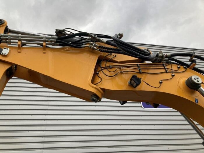 Excavadora de orugas Liebherr R914 COMPACT - Imagen 3