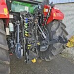 Tractor nuevo CASE IH 100A Farmall año 2023 con cargador - Imagen 9