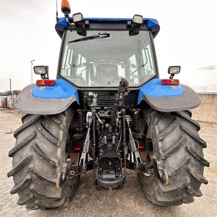 New Holland TM140 - 5,6 toneladas, año 2003 - Imagen 19