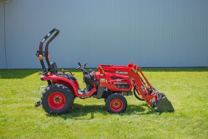 Minitractor compacto BRANSON 2500H - Imagen 2