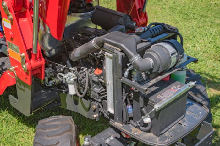 Minitractor compacto BRANSON 2500H - Imagen 13