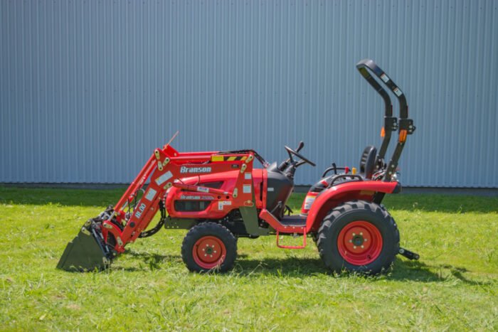 Minitractor compacto BRANSON 2500H - Imagen 3