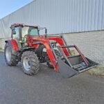 Tractor nuevo CASE IH 100A Farmall año 2023 con cargador