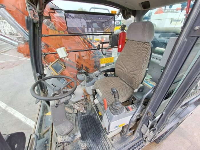 Hitachi ZX140WTB-6 (Topcon GPS + Engcon) - Imagen 16