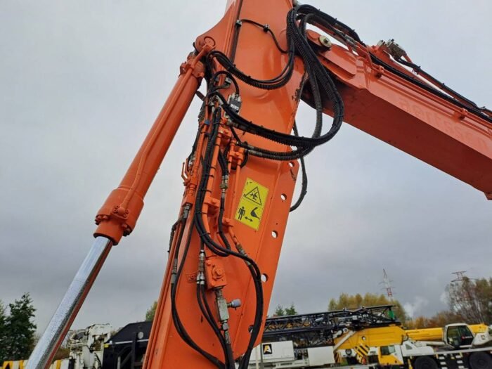 Hitachi ZX140WTB-6 (Topcon GPS + Engcon) - Imagen 26