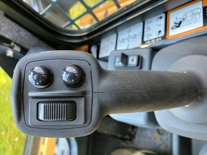 John Deere 331G Año 2023 - Imagen 17