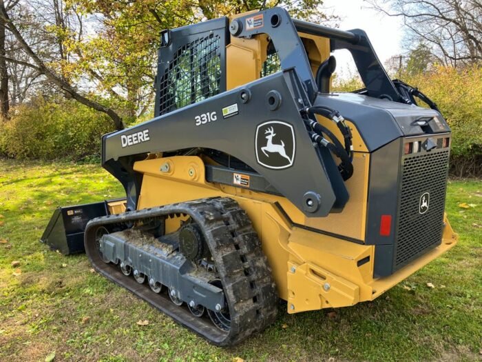 John Deere 331G Año 2023 - Imagen 5