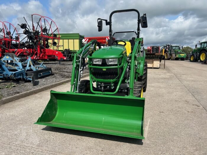 2024 JOHN DEERE 2032R - Imagen 7