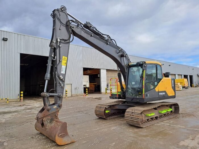 Pala Volvo EC140EL (2 piezas disponibles) - Imagen 19