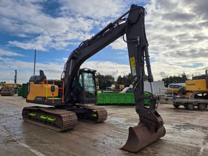 Pala Volvo EC140EL (2 piezas disponibles) - Imagen 28